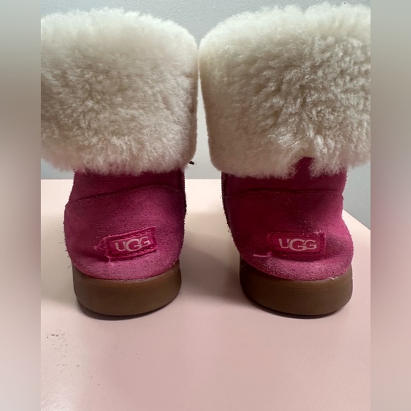 UGG Pink Kids Boots with Cream Fur - Picture 6 of 8